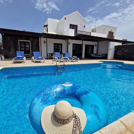 Villablanca Mar Heated Private Pool In A Charming Retreat Of Serenity Playa Blanca  Kültér fotó